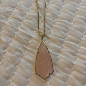 Kendra Scott rose quartz Reid necklace in gold